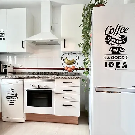 Teodosio Free Parking & Ac Apartment