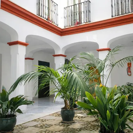 Teodosio Free Parking & Ac * Sevilla