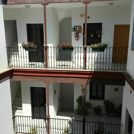 Teodosio Free Parking & Ac Apartment