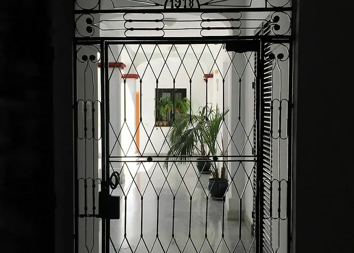 Teodosio Free Parking & Ac Appartement *